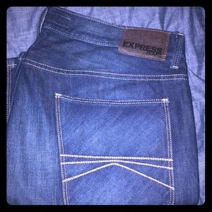 Men’s Slim Fit Straight Leg Jeans